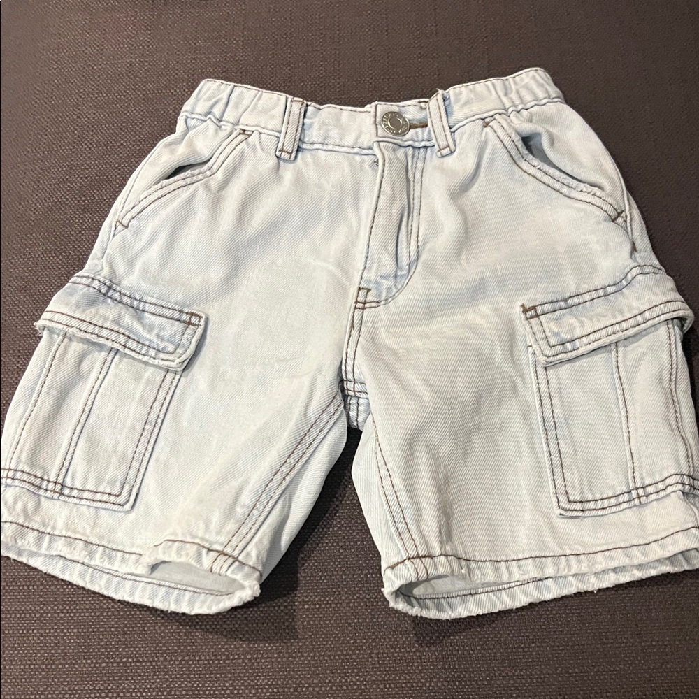 Zara Light Gray Cargo Shorts